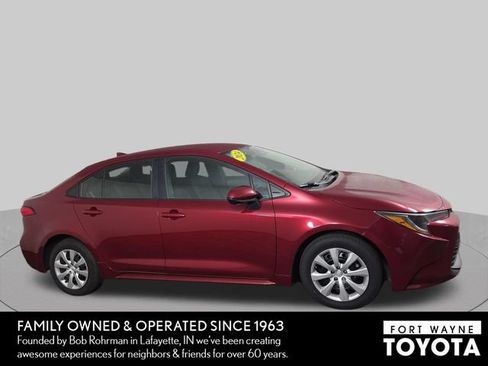 Used 2024 Toyota Corolla LE FWD image 5