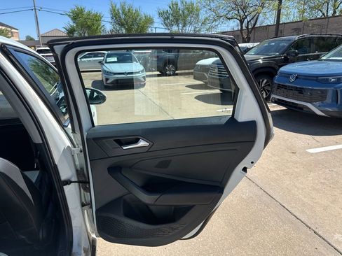 Used 2024 Volkswagen Jetta SEL image 18