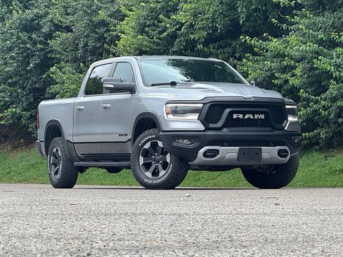 Used 2019 RAM 1500 Rebel w/ Rebel Level 2 Equipment Group AWD/4WD image 2
