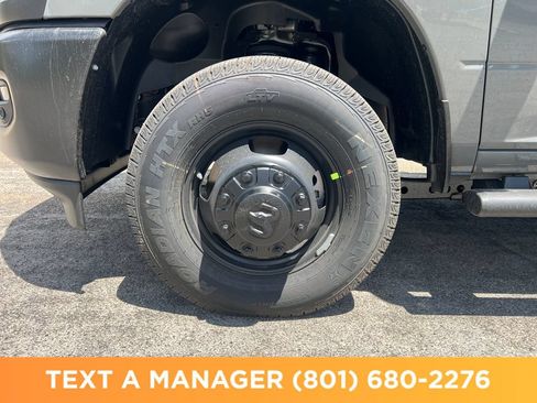 New 2026 RAM 3500 Tradesman AWD/4WD image 25