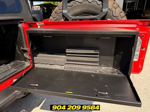 Used 2018 Jeep Wrangler Unlimited Rubicon AWD/4WD image 28