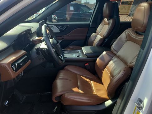 Used 2022 Lincoln Aviator Reserve w/ Equipment Group 201A AWD/4WD image 24