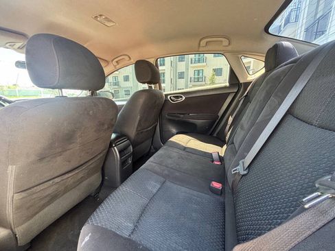Used 2014 Nissan Sentra SR w/ SR Driver Package FWD image 19