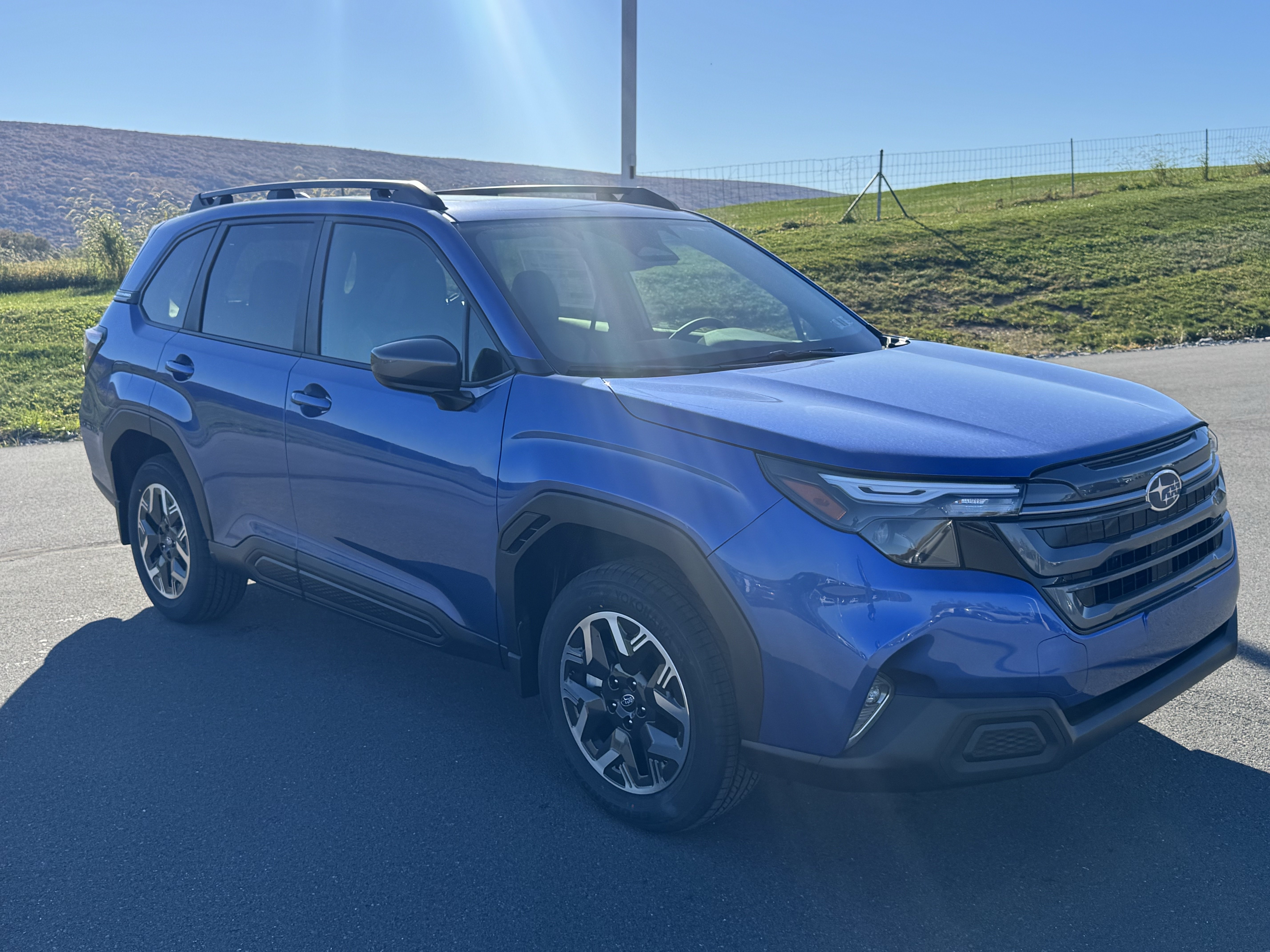 New 2026 Subaru Forester Premium AWD/4WD image 1