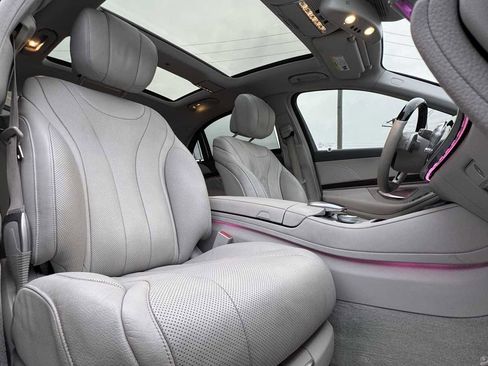 Used 2015 Mercedes-Benz S 550 Sedan image 27