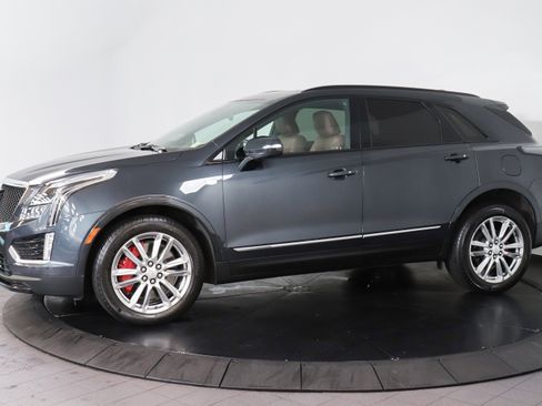 Used 2023 Cadillac XT5 Sportv AWD/4WD image 2