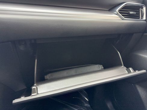 Used 2018 MAZDA CX-5 Touring image 33