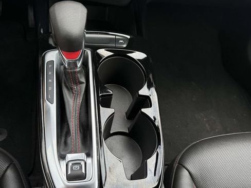 Used 2025 Chevrolet Trax RS w/ Driver Confidence Package FWD image 17