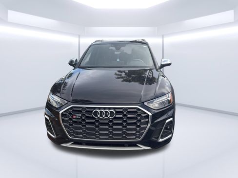 Used 2023 Audi SQ5 Premium Plus w/ Premium Plus Package AWD/4WD image 2
