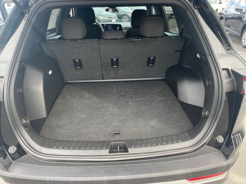 Used 2025 Chevrolet Equinox LT image 24