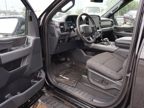 Used 2025 Ford F150 XLT w/ Equipment Group 302A MID AWD/4WD image 16