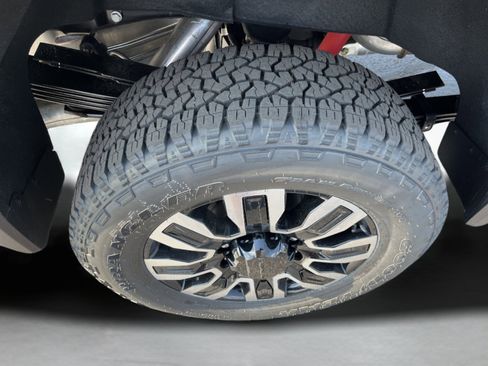 New 2026 GMC Sierra 2500 Denali Ultimate w/ Max Trailering Package AWD/4WD image 13