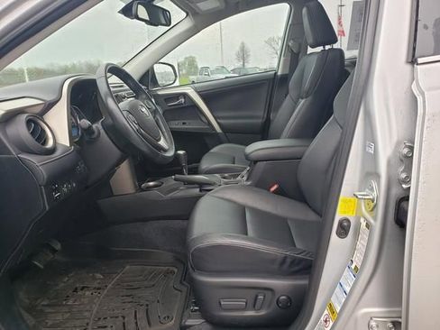 Used 2015 Toyota RAV4 Limited w/ Technology Package AWD/4WD image 10