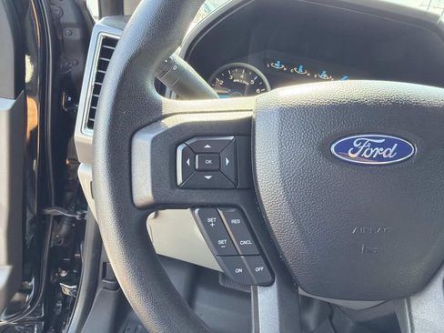 Used 2017 Ford F150 XLT RWD image 25