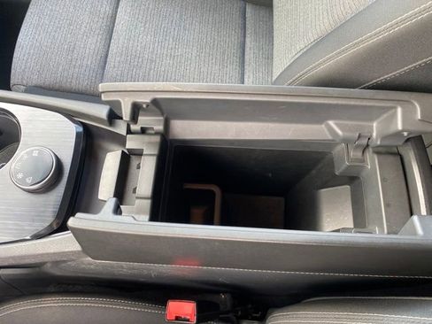 Used 2021 Nissan Rogue S image 13