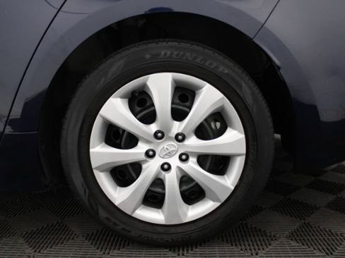 Used 2022 Toyota Corolla LE image 10