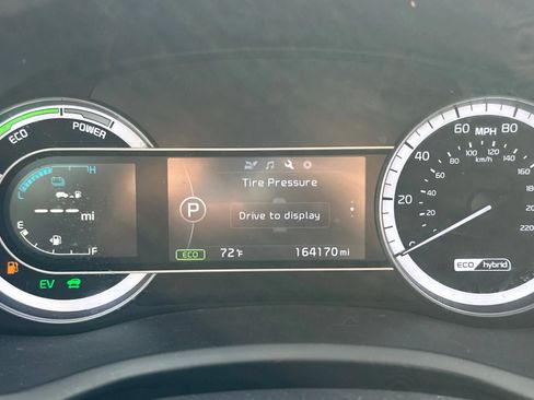 Used 2017 Kia Niro FE FWD image 18