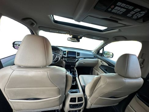 Used 2016 Honda Pilot Elite image 23