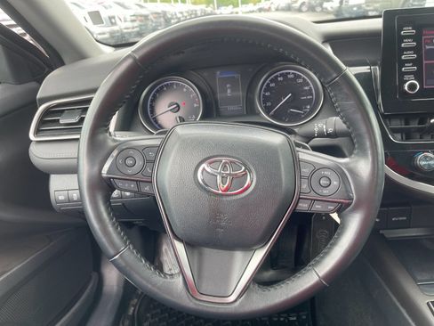 Used 2024 Toyota Camry SE FWD image 23