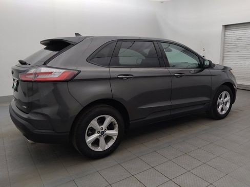 Used 2019 Ford Edge SE FWD image 10