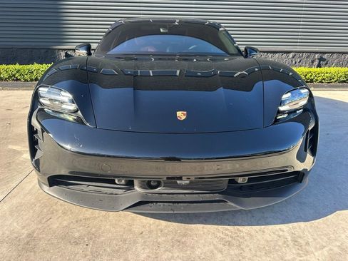 Certified 2023 Porsche Taycan GTS image 8