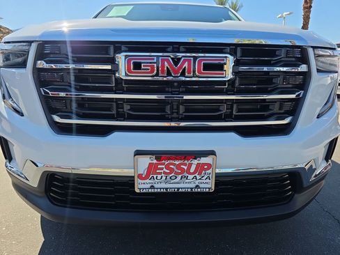 Used 2026 GMC Acadia Elevation FWD image 33