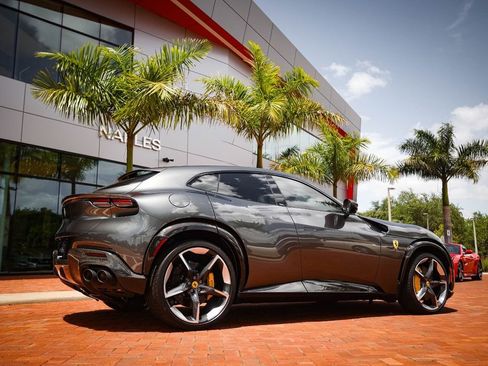 Used 2026 Ferrari Purosangue AWD/4WD image 29
