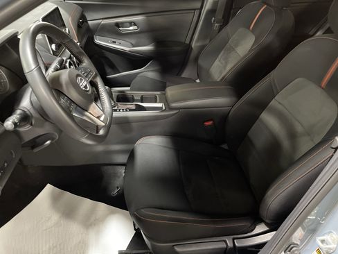 Used 2024 Nissan Sentra SR w/ Trunk Package image 9