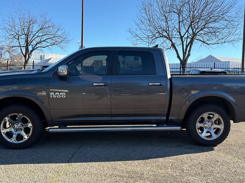 Used 2016 RAM 1500 Laramie w/ Convenience Group image 8