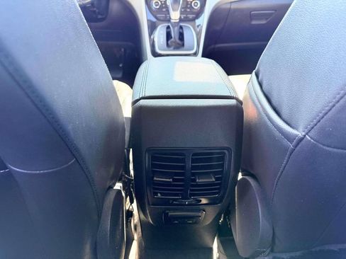 Used 2015 Ford C-MAX Energi SEL w/ Equipment Group 302A FWD image 14