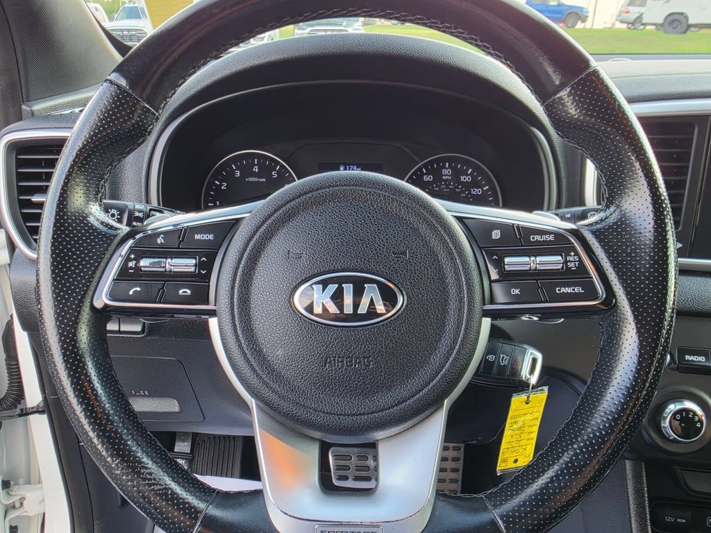 Used 2020 Kia Sportage S AWD/4WD image 16