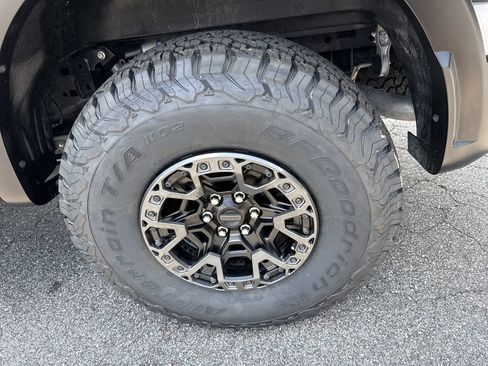 Used 2024 Ford F150 Raptor w/ Equipment Group 803A Raptor R AWD/4WD image 18