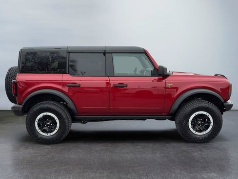 New 2025 Ford Bronco Badlands w/ Sasquatch Package AWD/4WD image 6