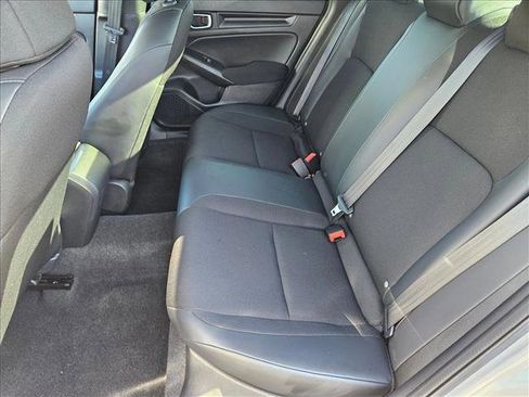 Used 2023 Honda Civic Sport image 17