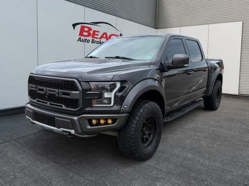 Used 2019 Ford F150 Raptor w/ Equipment Group 802A Luxury image 1