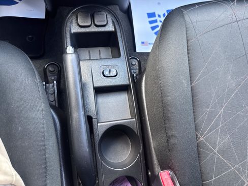 Used 2014 MAZDA MAZDA2 Sport FWD image 19