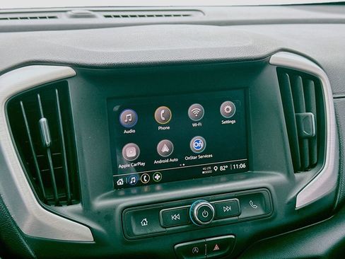 Used 2023 GMC Terrain SLE w/ Driver Convenience Package FWD image 14