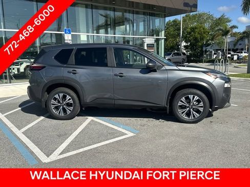 Used 2023 Nissan Rogue SV FWD image 5