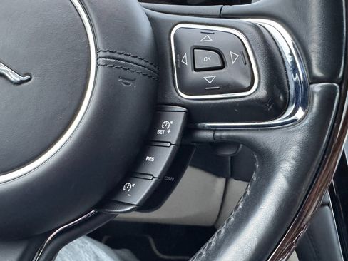 Used 2016 Jaguar XJ L Portfolio image 14