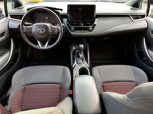 Used 2024 Toyota Corolla SE w/ SE Premium Package FWD image 17