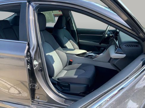 Used 2024 Toyota Camry LE w/ Convenience Package FWD image 9