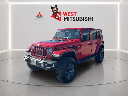 Used 2021 Jeep Wrangler Unlimited Sahara w/ Uconnect 4C Nav & Sound Group AWD/4WD image 1