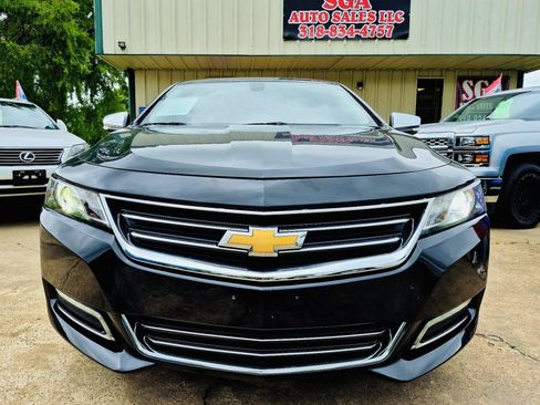 Used 2018 Chevrolet Impala Premier FWD image 2