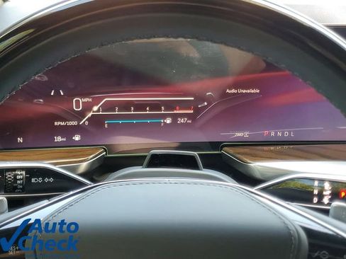 Certified 2026 Cadillac Escalade Platinum Sport w/ LPO, ONYX Package AWD/4WD image 24