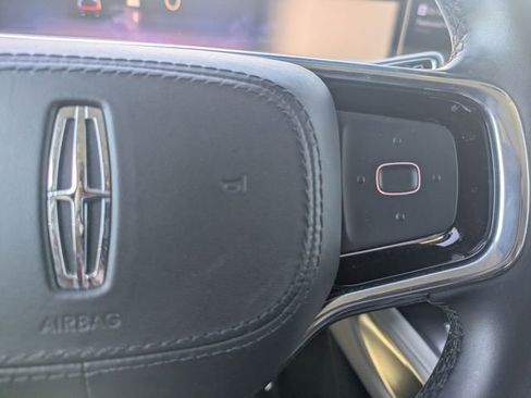 Certified 2024 Lincoln Nautilus Reserve AWD/4WD image 16