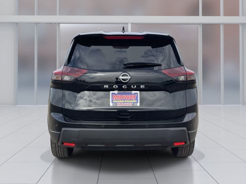 Used 2025 Nissan Rogue SV FWD image 5