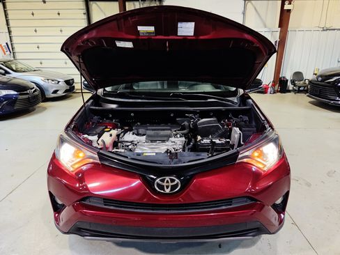 Used 2018 Toyota RAV4 Adventure AWD/4WD image 50