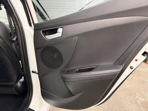 Used 2016 Hyundai Veloster Turbo w/ Option Group 04 image 34