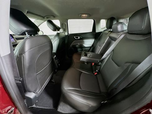 Used 2022 Jeep Compass Latitude image 26