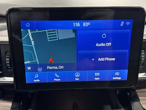 Used 2021 Ford Explorer Limited w/ Equipment Group 301A AWD/4WD image 29